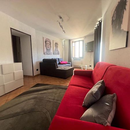 Apartment In Central Square With Lake View Lenno Kültér fotó